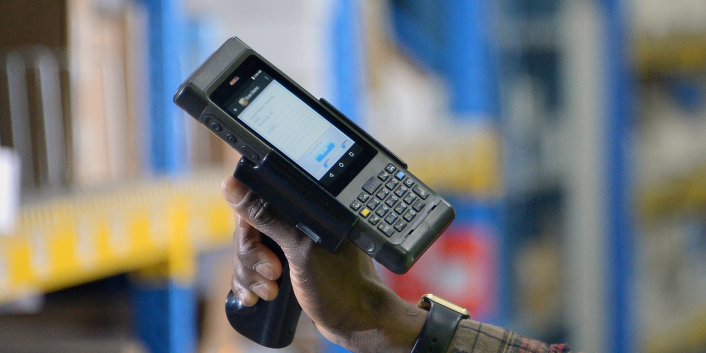 RFID Handheld scanner by RIS